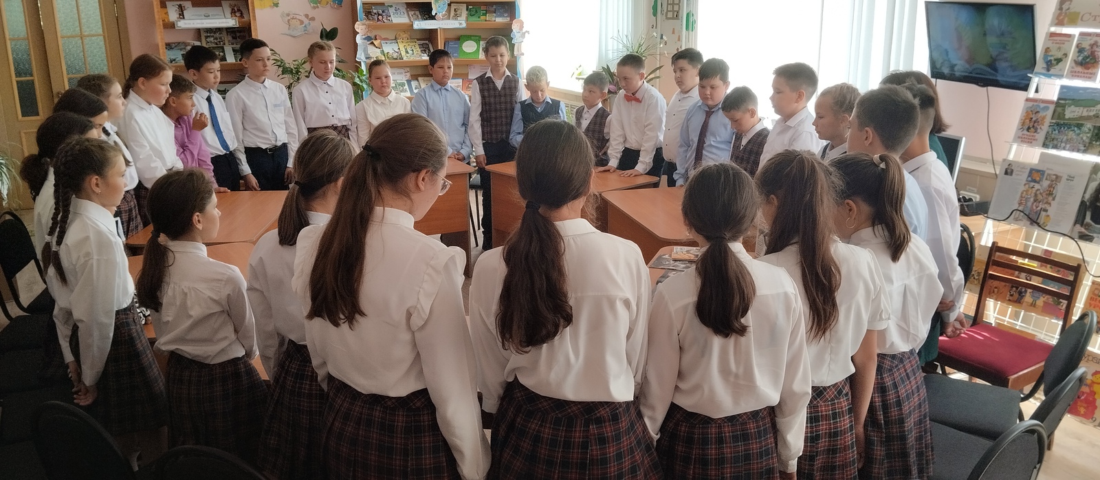 В Детской модельной библиотеке Чекмагушевского района прошёл круглый стол «Наш мир без терроризма»