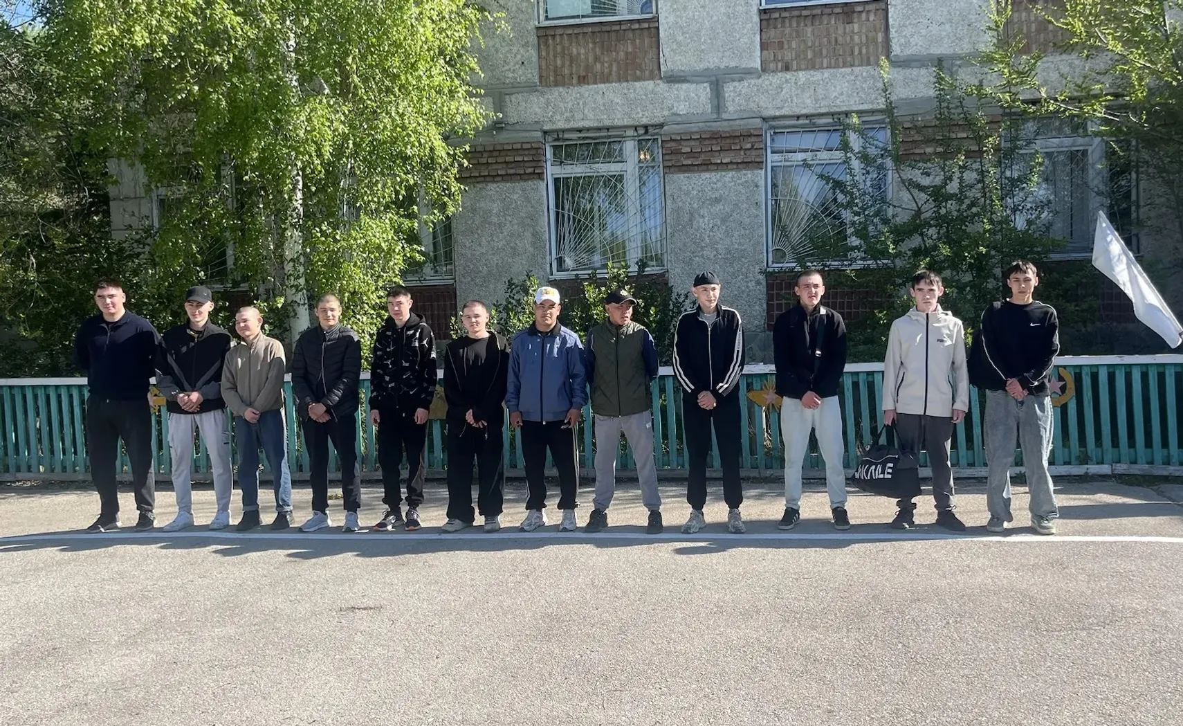 Егеттәрҙе Ватан һағына оҙаттыҡ