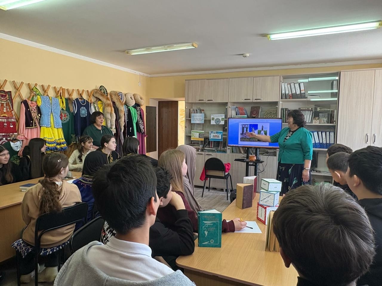 «Теле барҙың-иле бар»