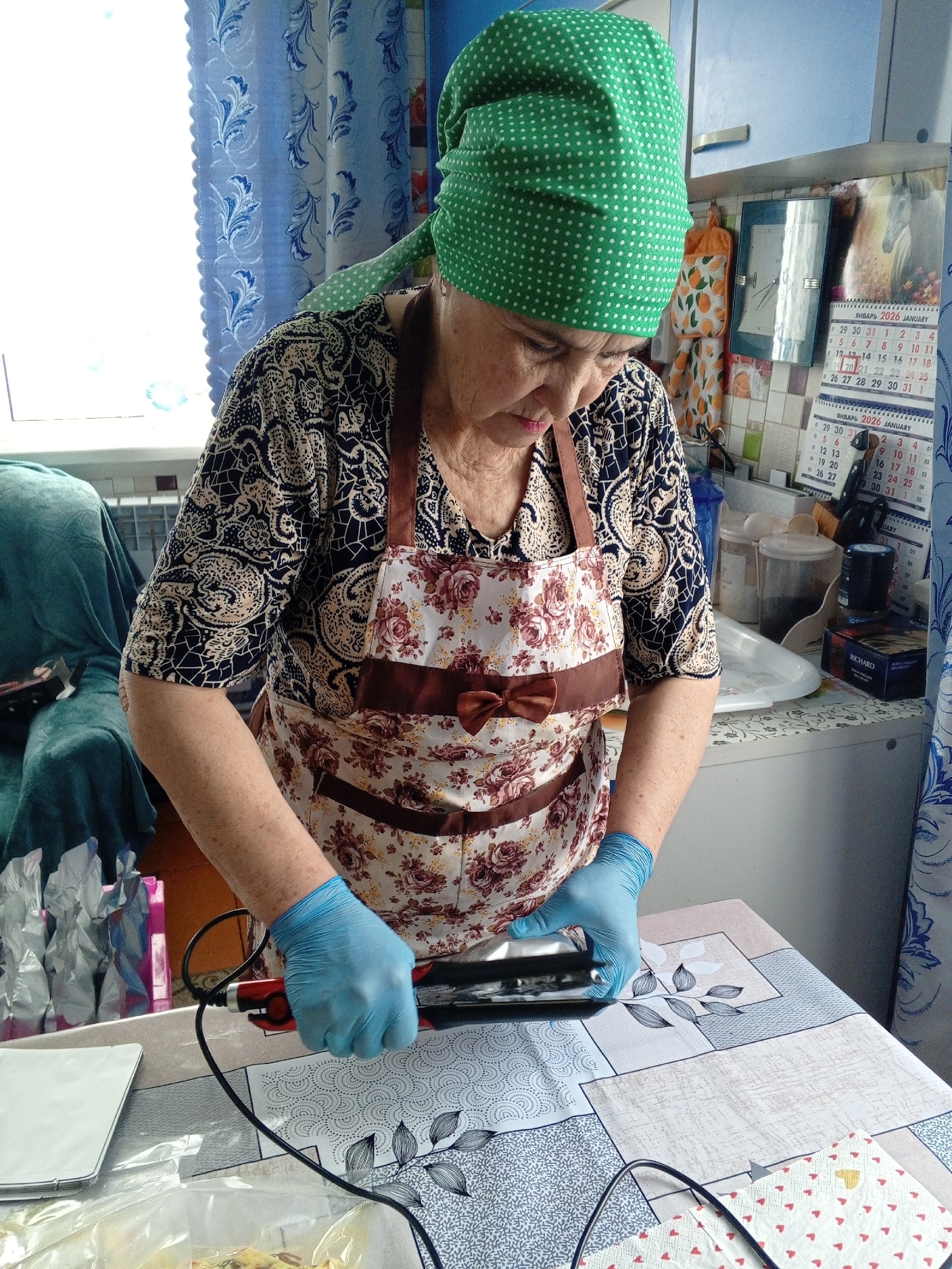 Ағинәйҙәрҙән - былау