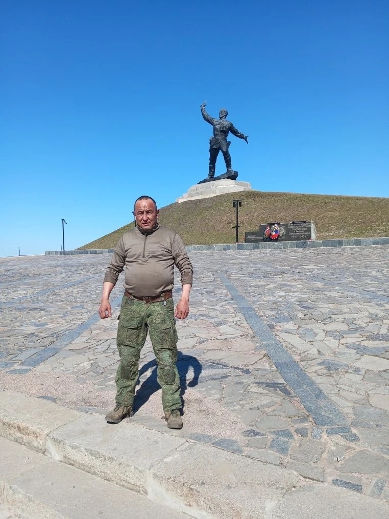 Позывнойы "Һунарсы" уның!