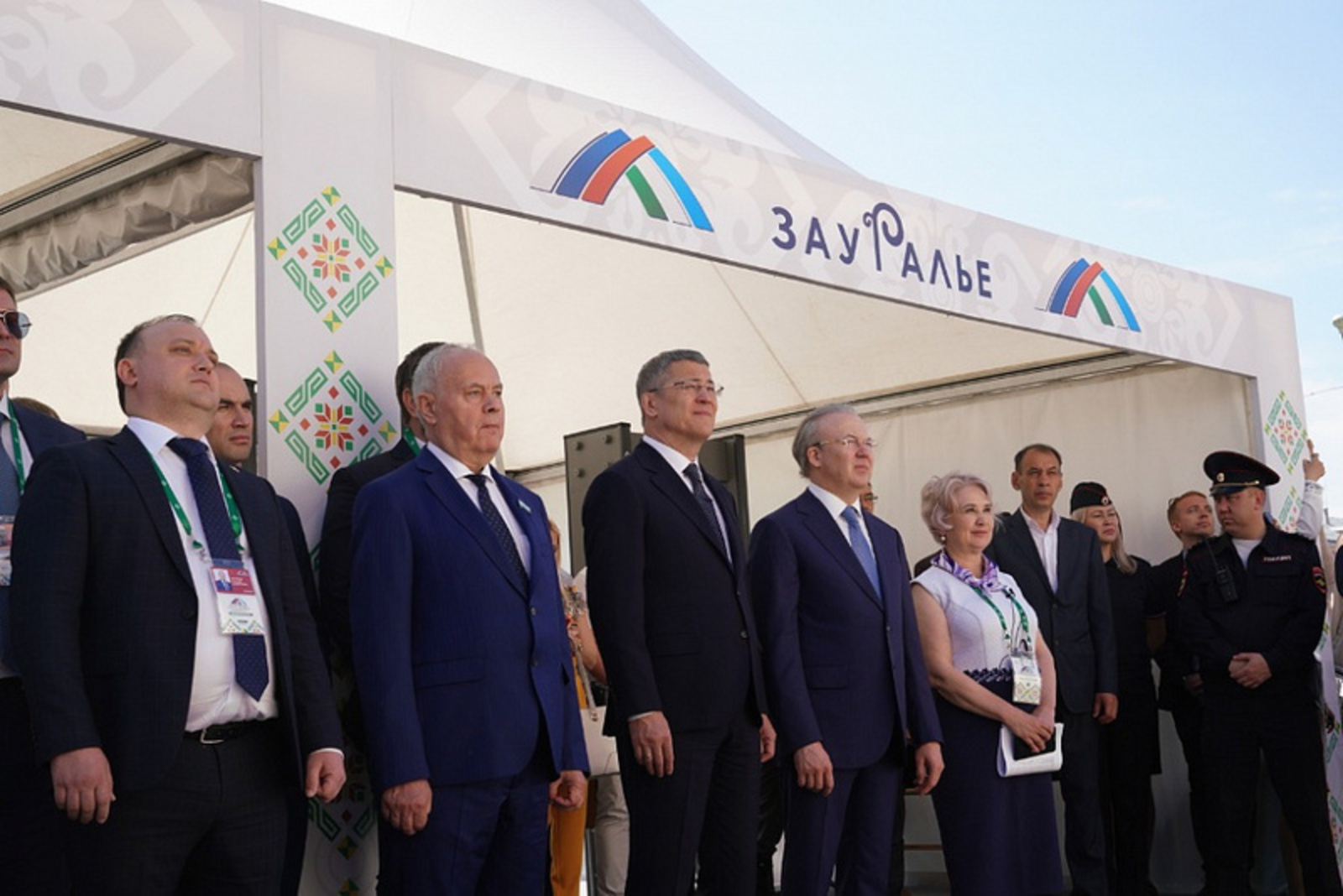 В Сибае состоялась церемония открытия Всероссийского инвестсабантуя «Зауралье-2022»