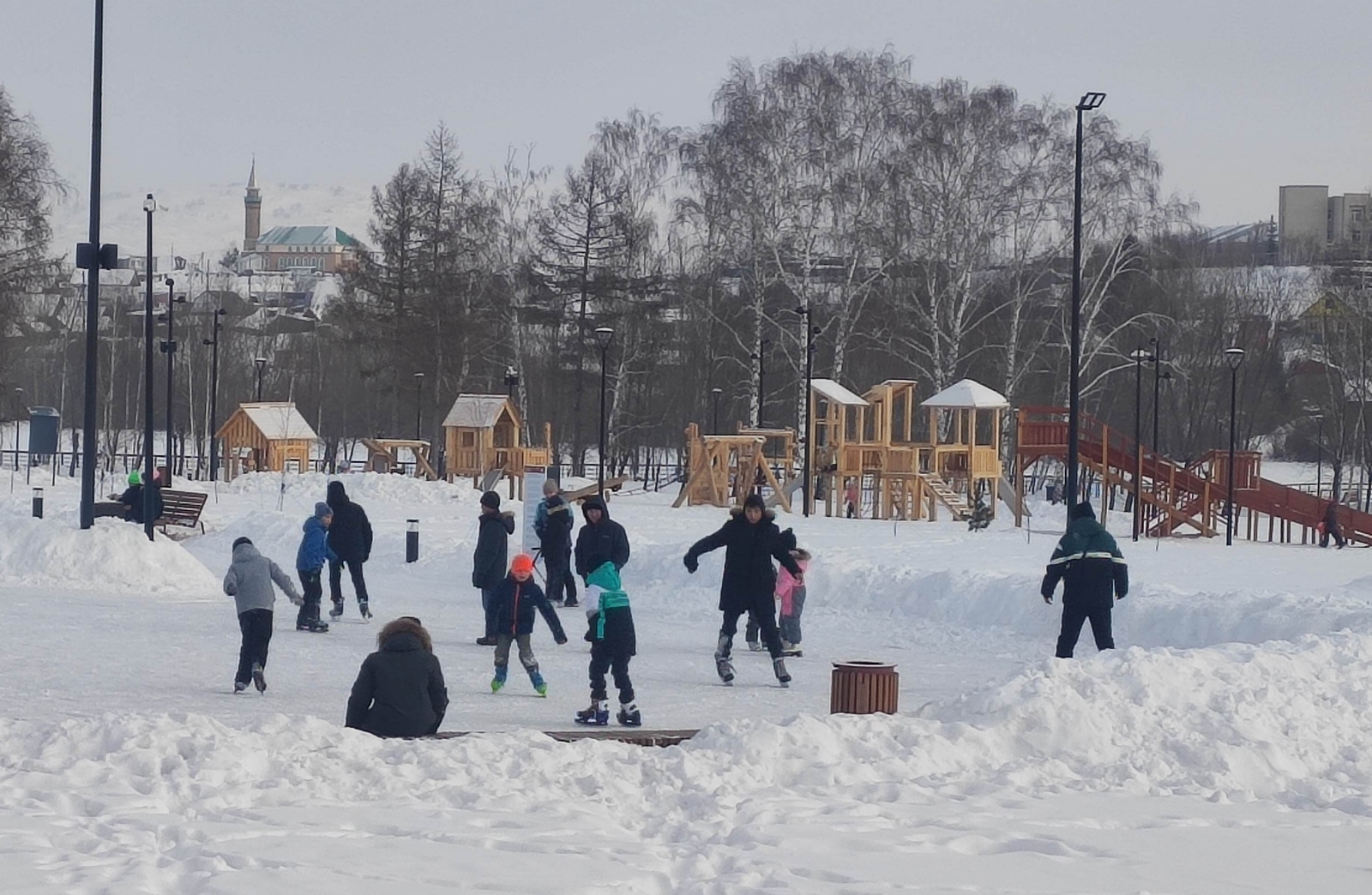 Баймаҡ паркы гөрләй