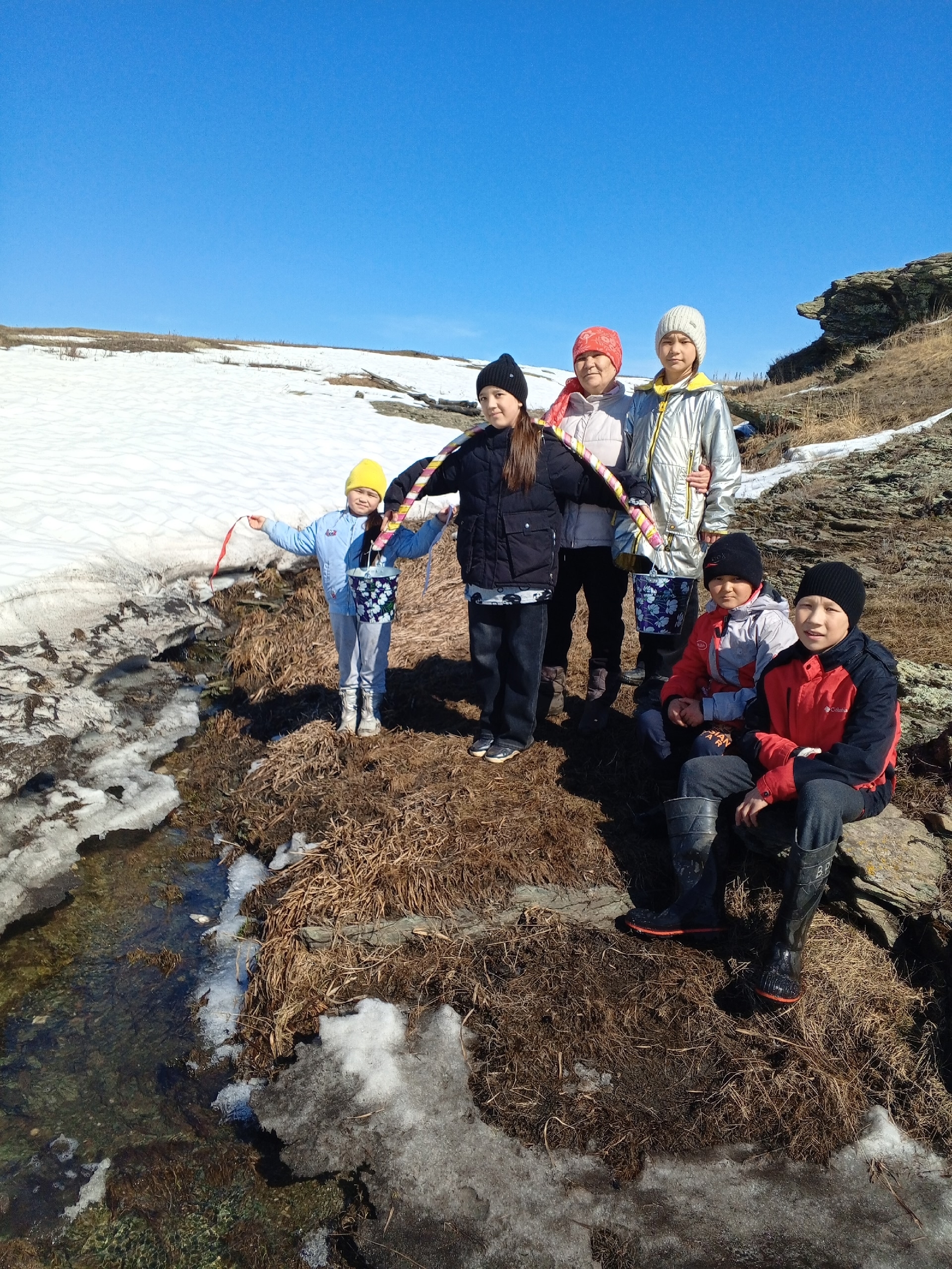 Ҡар һыуына  барам әле...