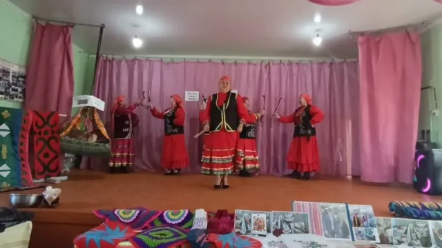 Таһир ауылы ҡатын-ҡыҙҙары форумы уҙҙы