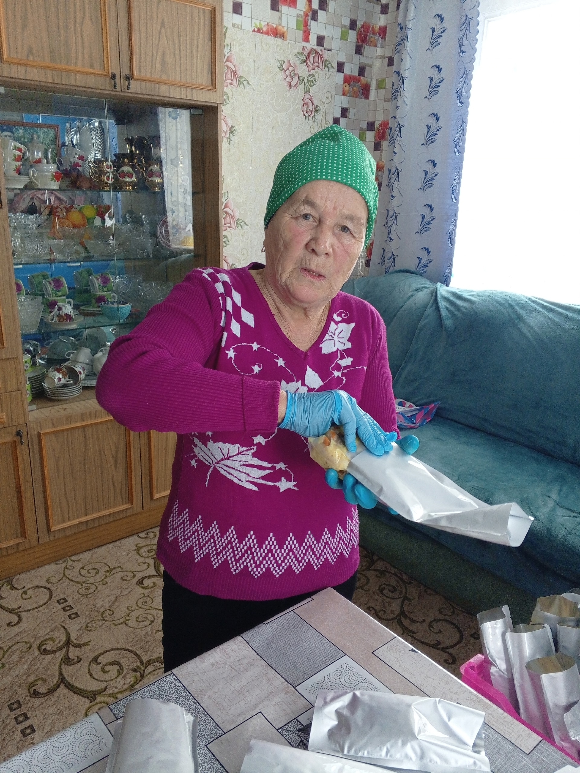 Ағинәйҙәрҙән - былау