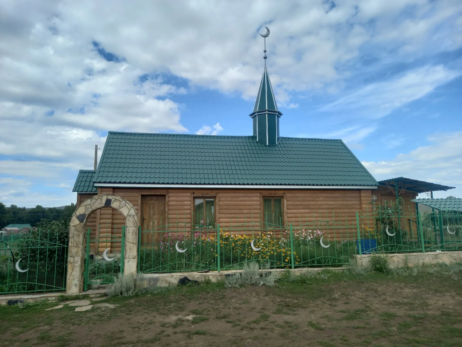 Мөжәүир хәҙрәттең мәсете – Манһырҙа